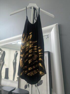 2B bebe Black & Gold Sequin Halter Top – Size L